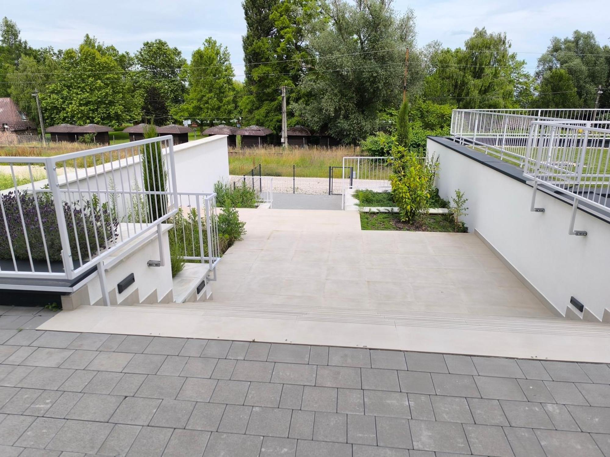 Helikon Terrace Susanne Apartment Keszthely Exterior foto